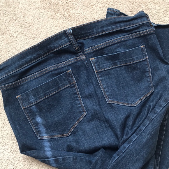 Old Navy Sweetheart Jeans in GREAT Condition✨ - Picture 2 of 4